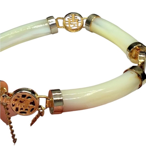 Chinese Symbol Mother
Pearl Link Bracelet Asian Character, Vintage Chinese Luck - Picture 4 of 9